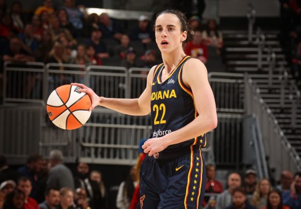 240513-caitlin-clark-indiana-fever-mn-1525-4dba6e