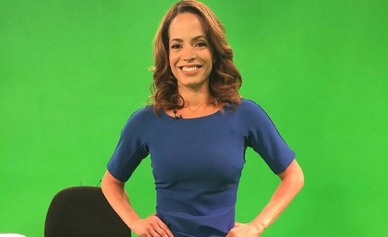 1024px-Elle_Duncan_on_set-e1769187407120