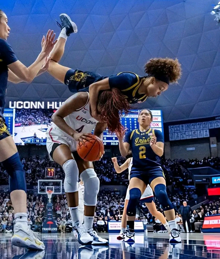 Blow for Notre Dame: Hannah Hidalgo Suffers Devastating Neck Injury in Brutal UConn Rout…
