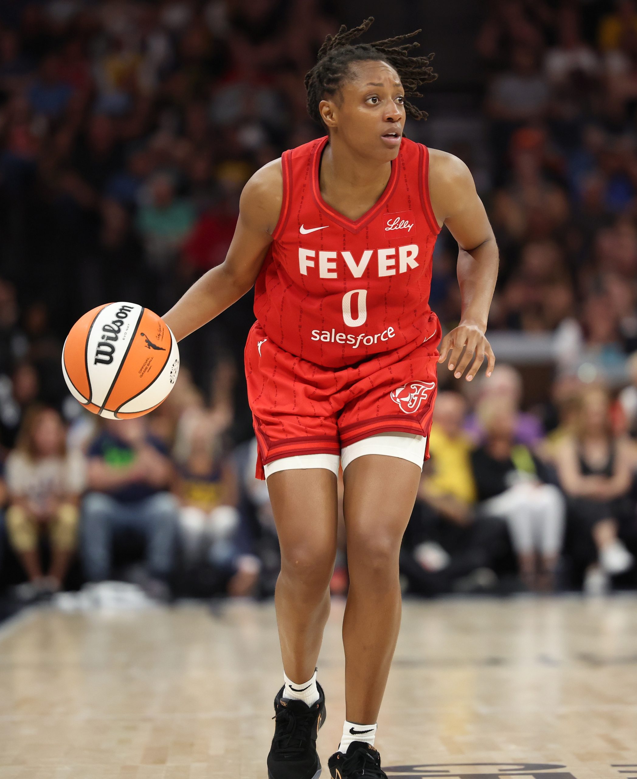 Kelsey Mitchell Sidelined by ACL Injury for Three Months
