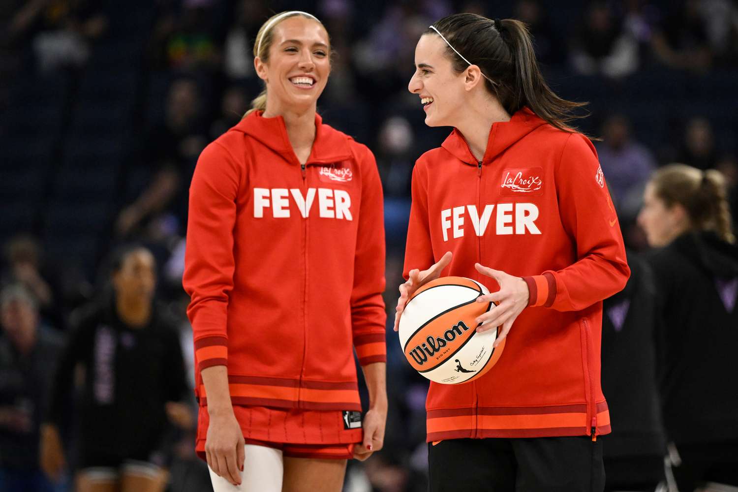 Lexie-Hull-Caitlin-Clark-fever-111925-9231445ef02343c4943a1d1d7e07920f