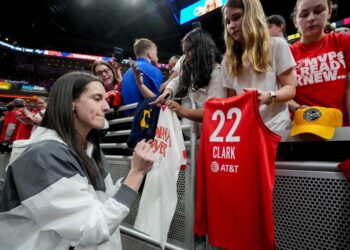 Indiana Fever star Caitlin Clark Drops First Statement After Earning Big NBA Analyst Opportunity