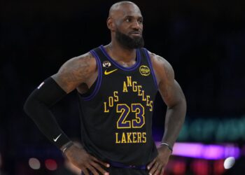 Is LeBron James Playing Tonight for the Lakers Against the Timberwolves