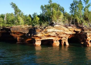 Best Earth Day Travel Ideas to Explore Nature and Protect the Planet